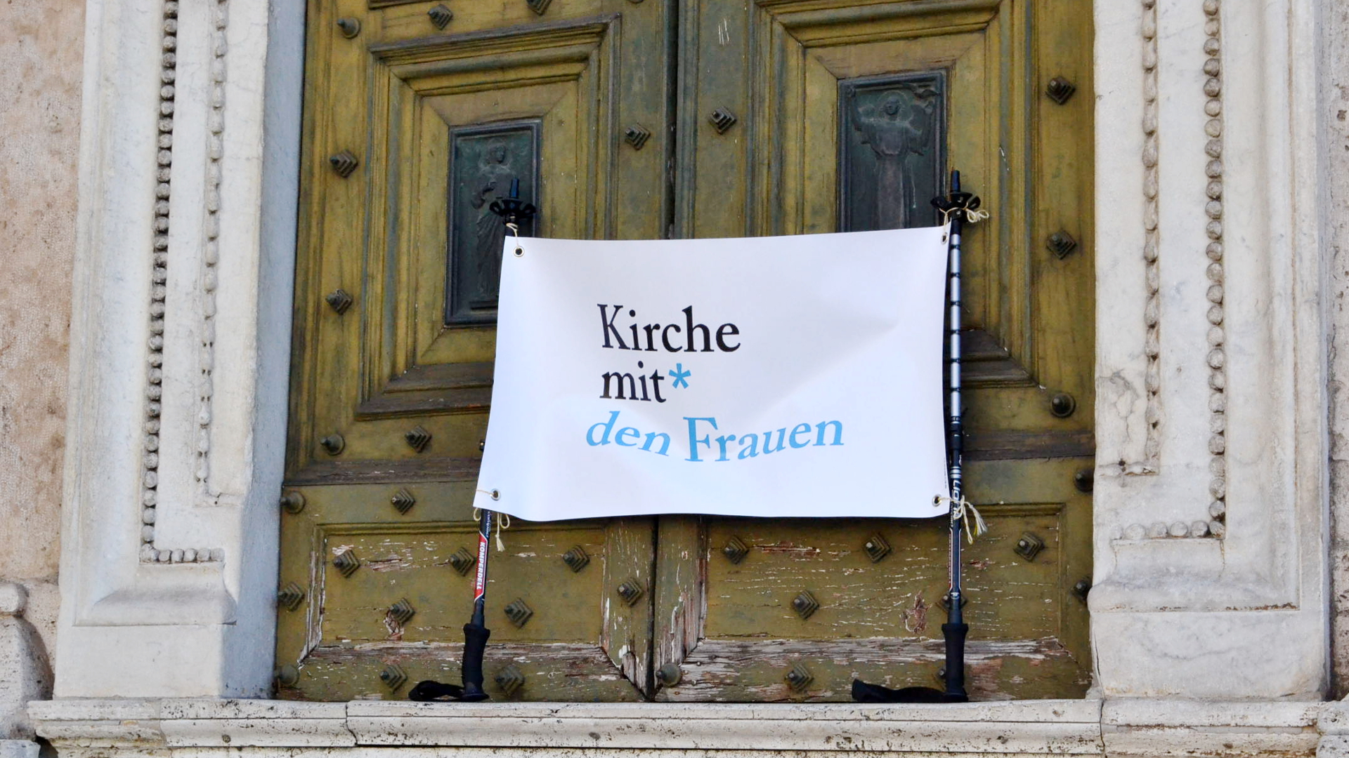 Im Vatikan Wurde Die Erste Frauenvereinigung Gegrundet