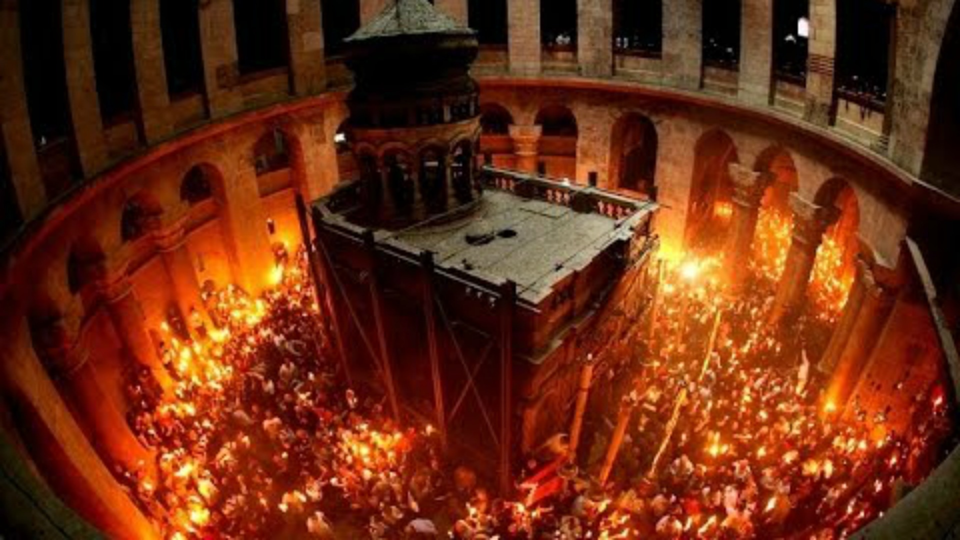 Le roi de Jordanie finance la restauration du Tombeau du Christ... Saint-S%C3%A9pucre-%C3%A0-J%C3%A9rusalem-Photo-youtube