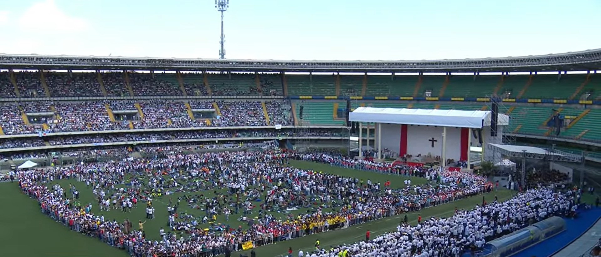 Gottesdienst mit Papst Franziskus im Fussballstadion von Verona, am 18. Mai 2024. | Vatican Media